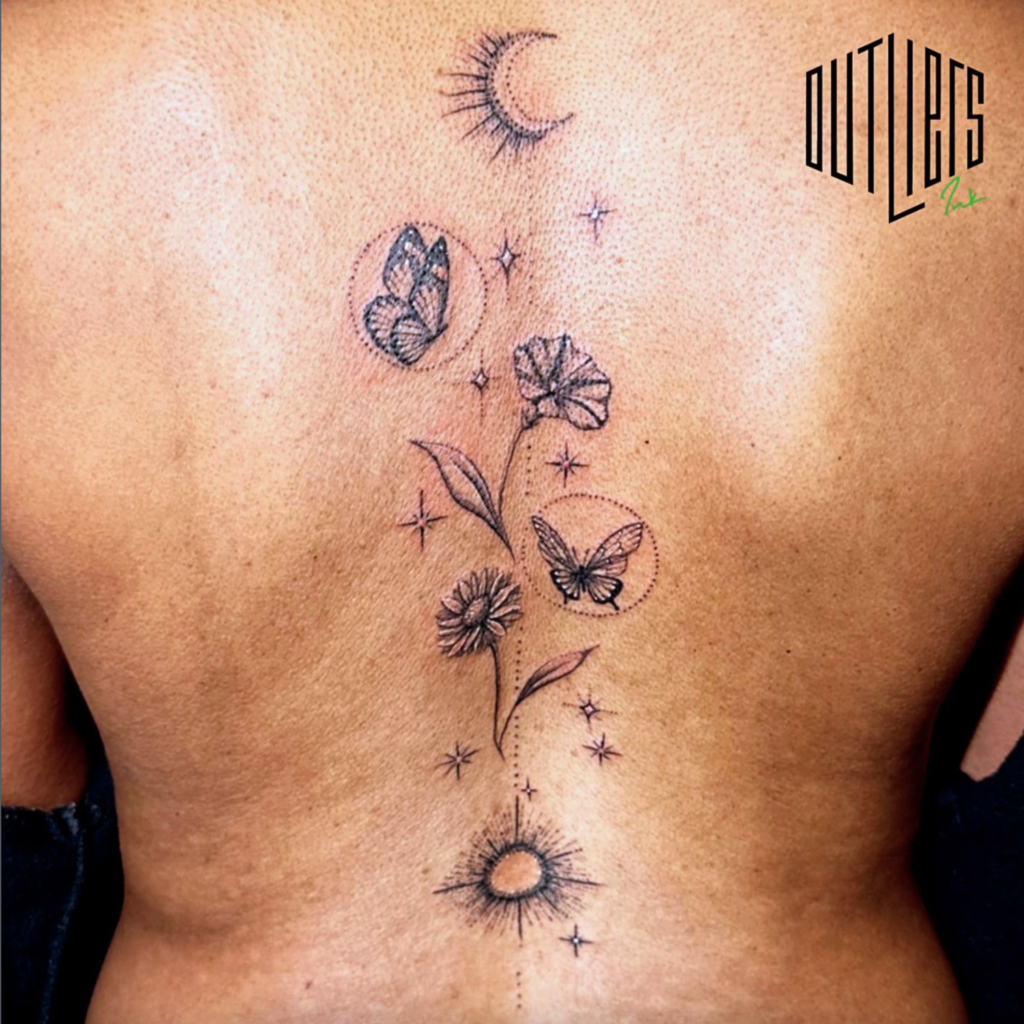 Beautiful back tattoo, fine line, flowers