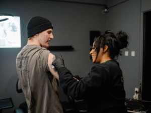 Complete Guide To Managing Tattoo Pain 2026 (1)